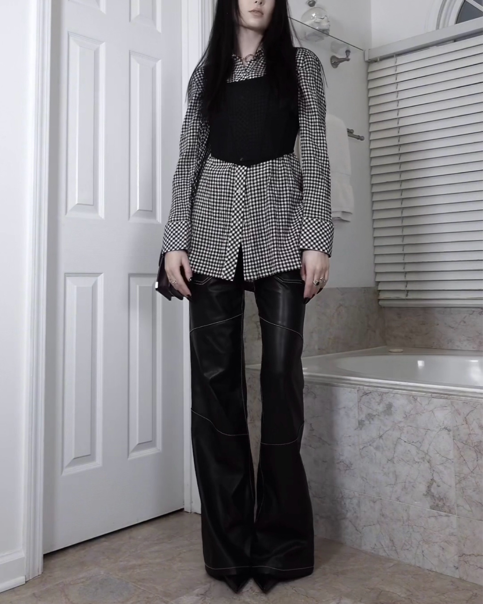 a layered, casual moment. business casual. corporate goth.

#LTKStyleTip