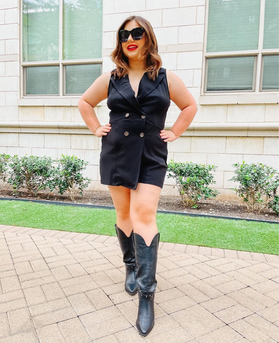 Chic sleeveless blazer dress and western cowboy boots 

#LTKFindsUnder100 #LTKStyleTip #LTKWorkwear