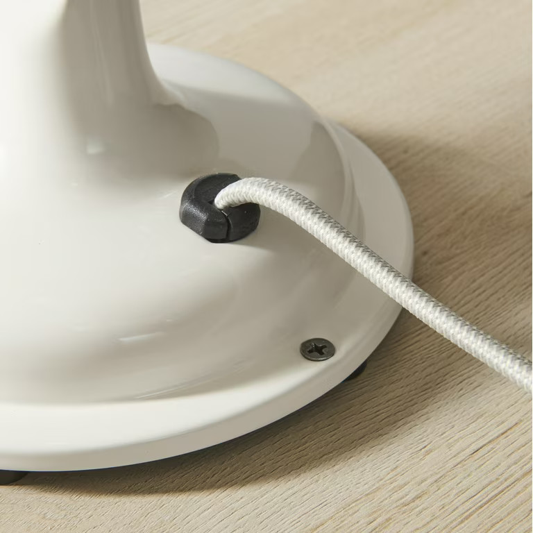 Better Homes & Gardens 8 inch Retro 3-Speed Metal Tilted-Head Oscillation Table Fan White | Walmart (US)