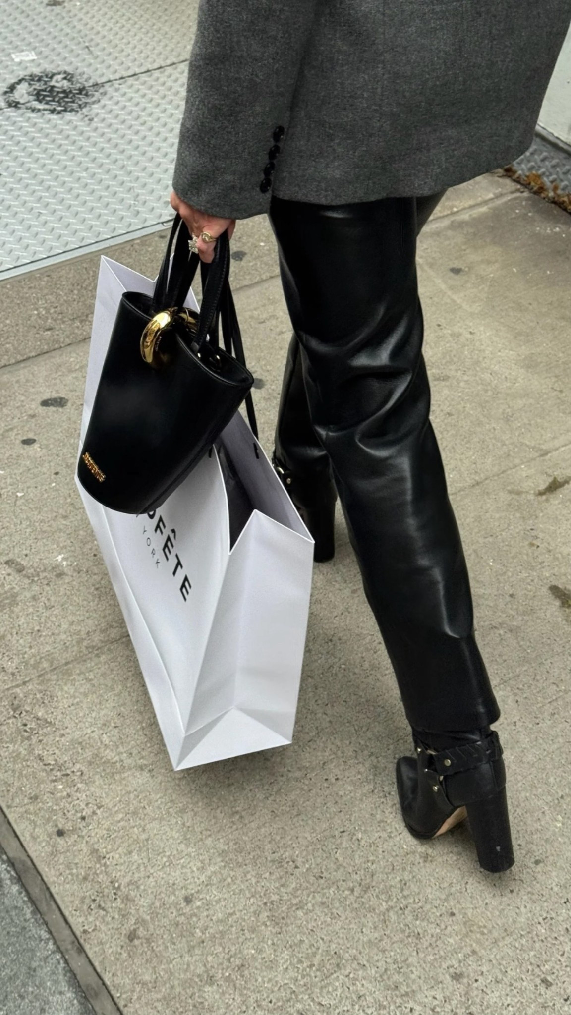 NYC outfit inspo ✨

#LTKShoeCrush #LTKTravel #LTKItBag