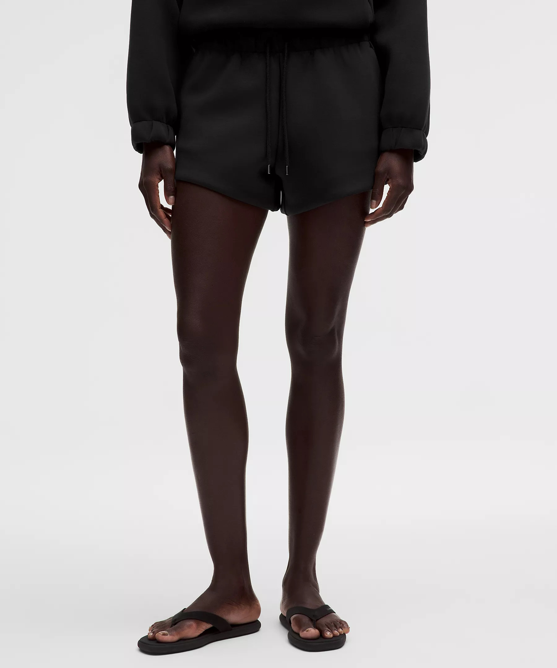 Sleek Spacer Mid-Rise Short 3.5" | Lululemon (US)