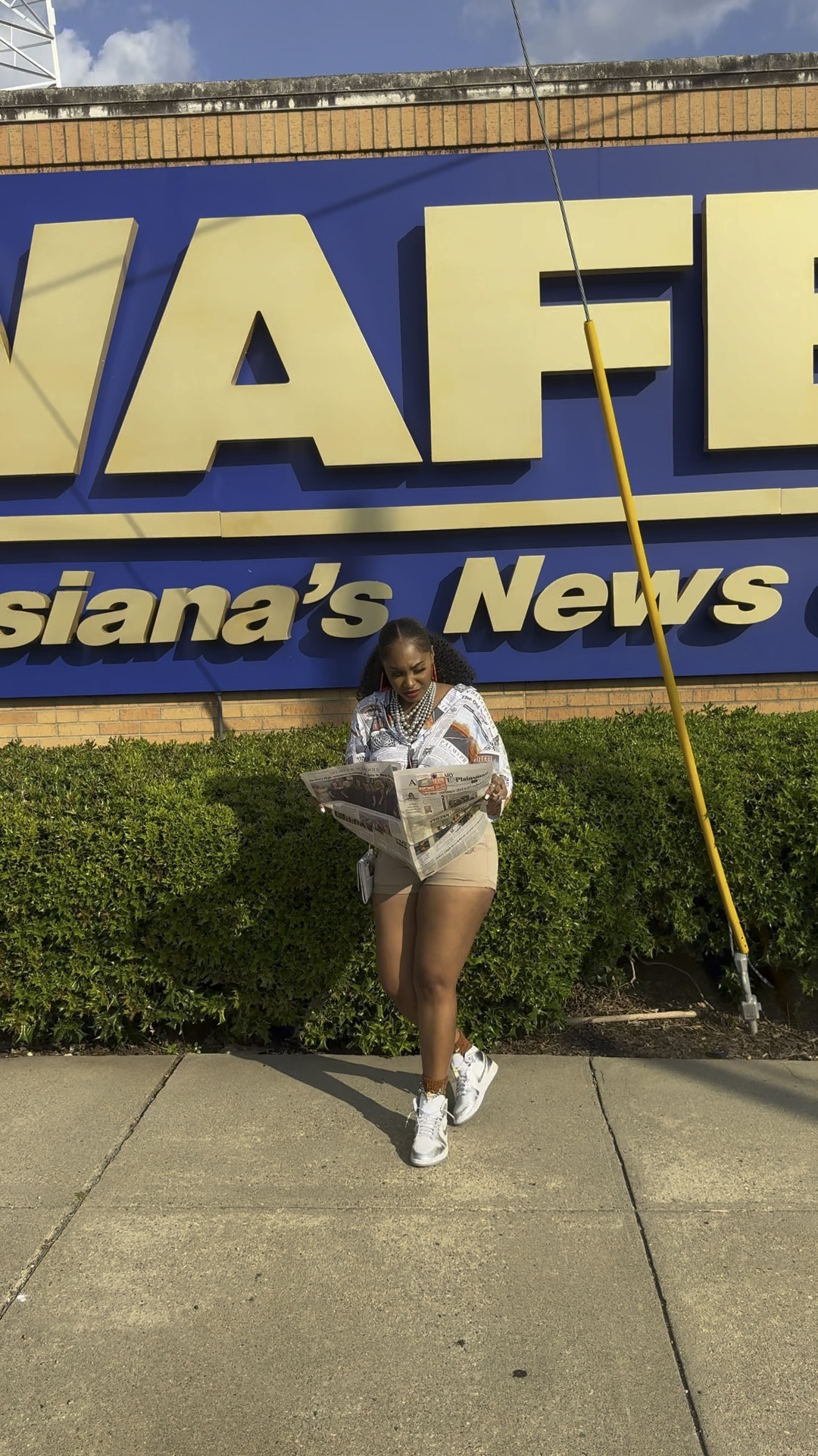Making HEADLINES and TURNING PAGES ☀️ 📰 ✨📖  

#wafb #makingheadlines #channel9news #livingmystory #walmartcreator #weekendreads #louisiananewsstation #walmartfinds #influencer #walmart 

#LTKStyleTip #LTKVideo #LTKOver40