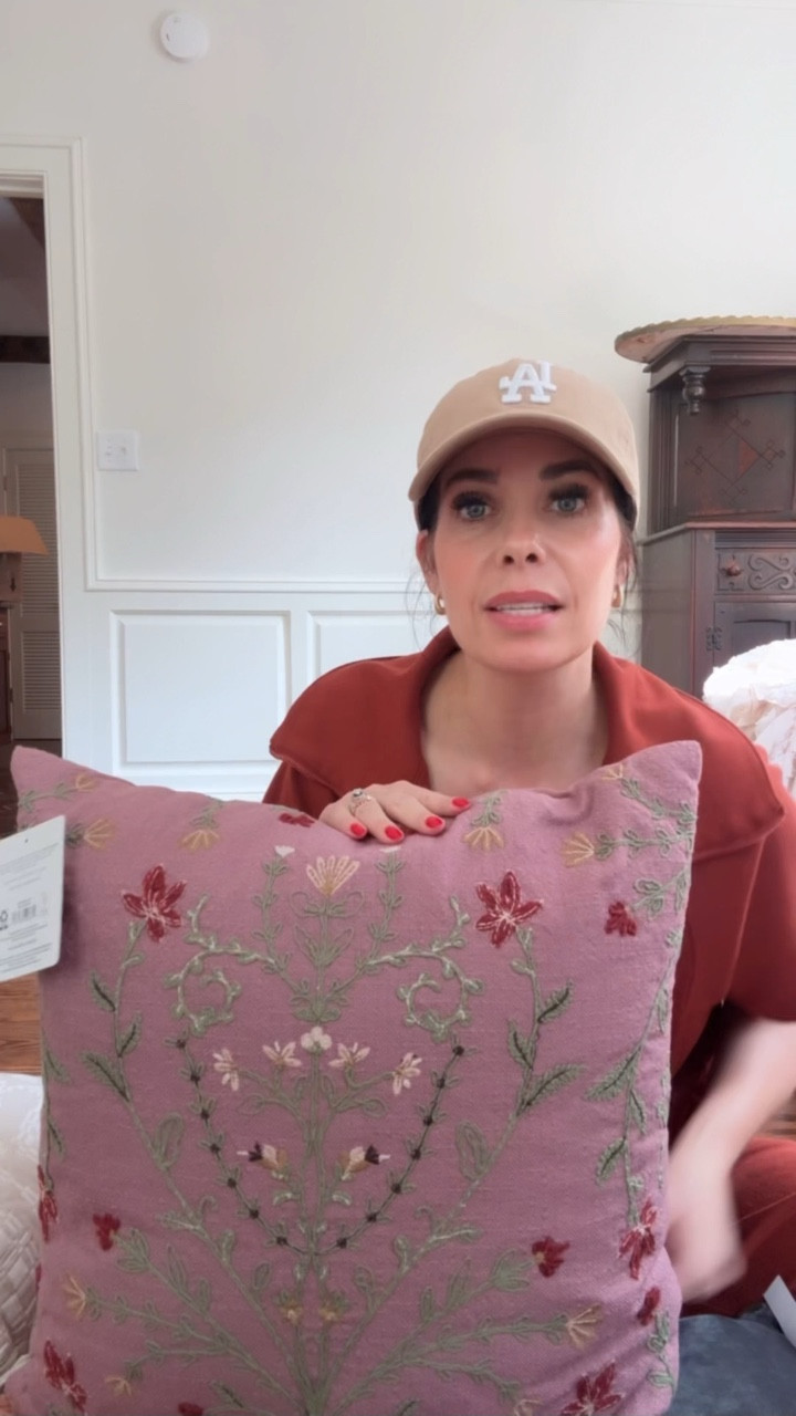Walmart has some stunning fall pillows! Got a bunch in and had to share! 

#walmarthome

Walmart home. Walmart home decor. Walmart fall decor. Walmart fall throw pillow finds  

#LTKFindsUnder50 #LTKHome #LTKSeasonal