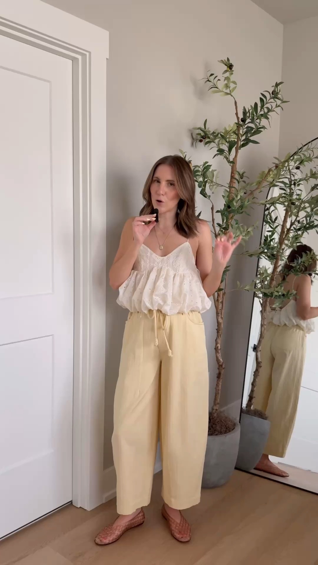 This @Zara outfit might be my new favorite combo! These pants are so comfortable with a stretchy pull on waistband and this top is CUTE, I mean, bubble hem eyelet?! What more could you want! Wearing a xs pants and small top

Zara finds, Zara outfit, yellow pants, eyelet top, what I’m wearing

#LTKootd