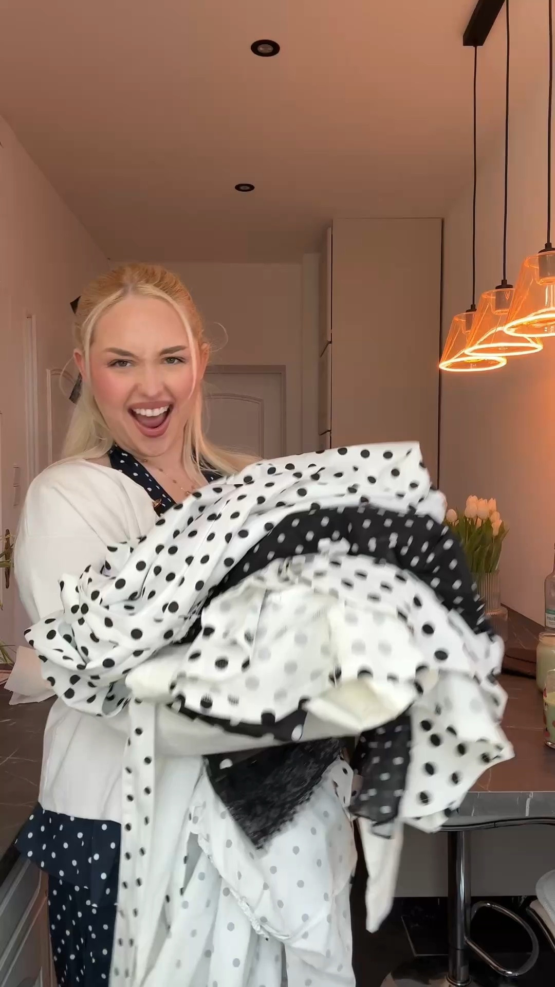 Shein haul mit polka dots. Ich trage in allem Größe L/XL

#LTKplussize #LTKdeutschland #LTKmidsize