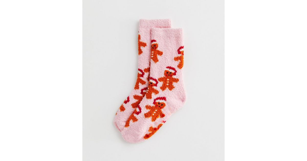 Black Christmas Gibgerbread Print Cosy Socks | New Look | New Look (UK)