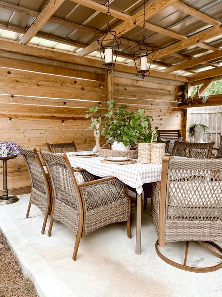 Cozy cottage patio! 🐚🫶🏼🦢

#LTKFind #LTKSeasonal #LTKhome