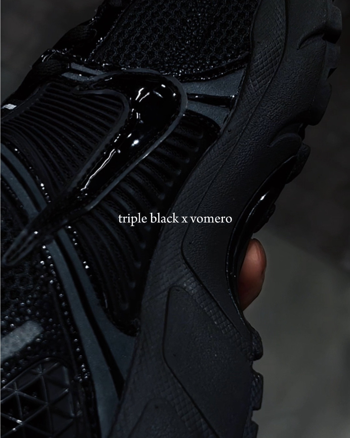 Can’t neva ever go wrong with #AllBlackVmros 😮‍💨🖤🤏🏾

#allblack #black #shoes

#LTKActive #LTKootd #LTKdayinmylife