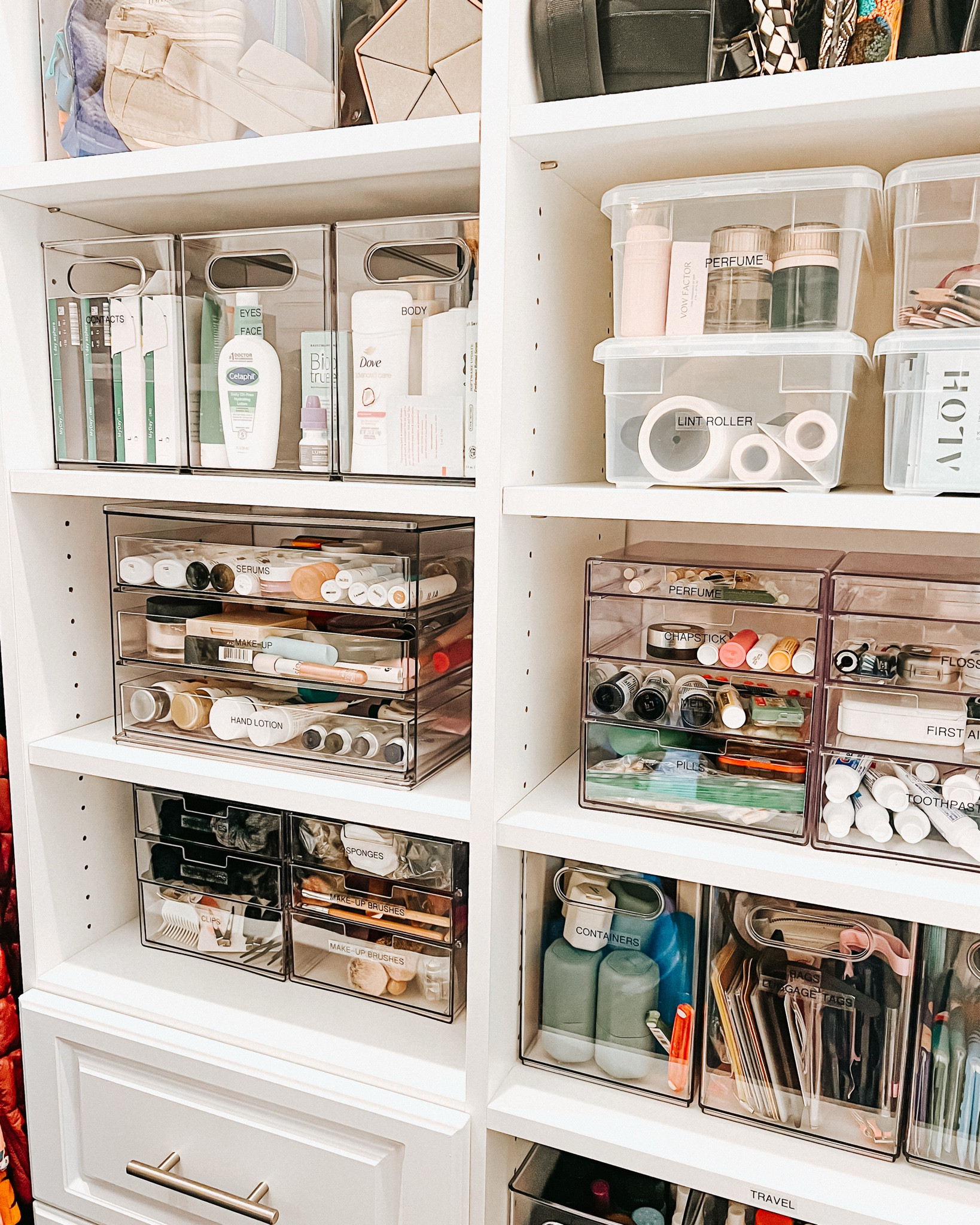 ✈️ It’s travel season and this organized closet is designed to make packing easier and faster.

This travel closet is set up to make getting out the door easier from mini toiletries to grab-and-go bags & accessories. Everything has a place, so nothing gets left behind!

Because the less time you spend searching, the more time you spend exploring 🌍

#LTKHome #LTKTravel #LTKSaleAlert