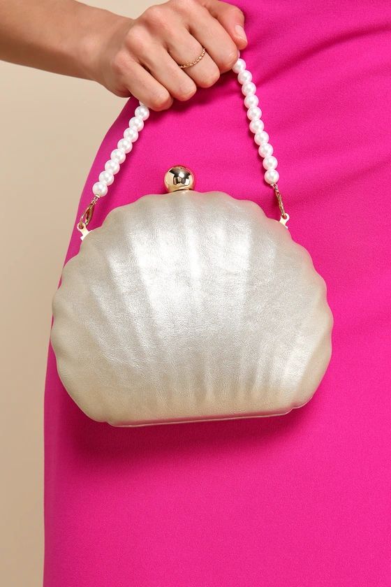 Aquatic Admiration Gold Seashell Pearl Hard Clutch | Lulus