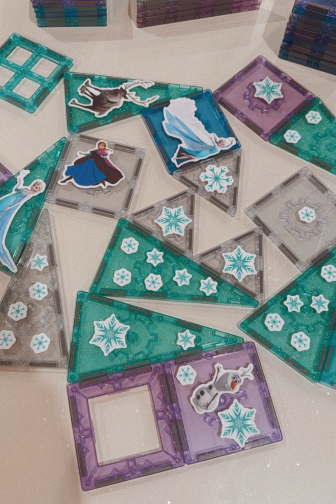 Frozen Magnetic Glitter Tiles… need I say more?! This set also comes with magnetic stickers to put on the tiles ❄️ ☃️ ✨

#LTKKids #LTKGiftGuide