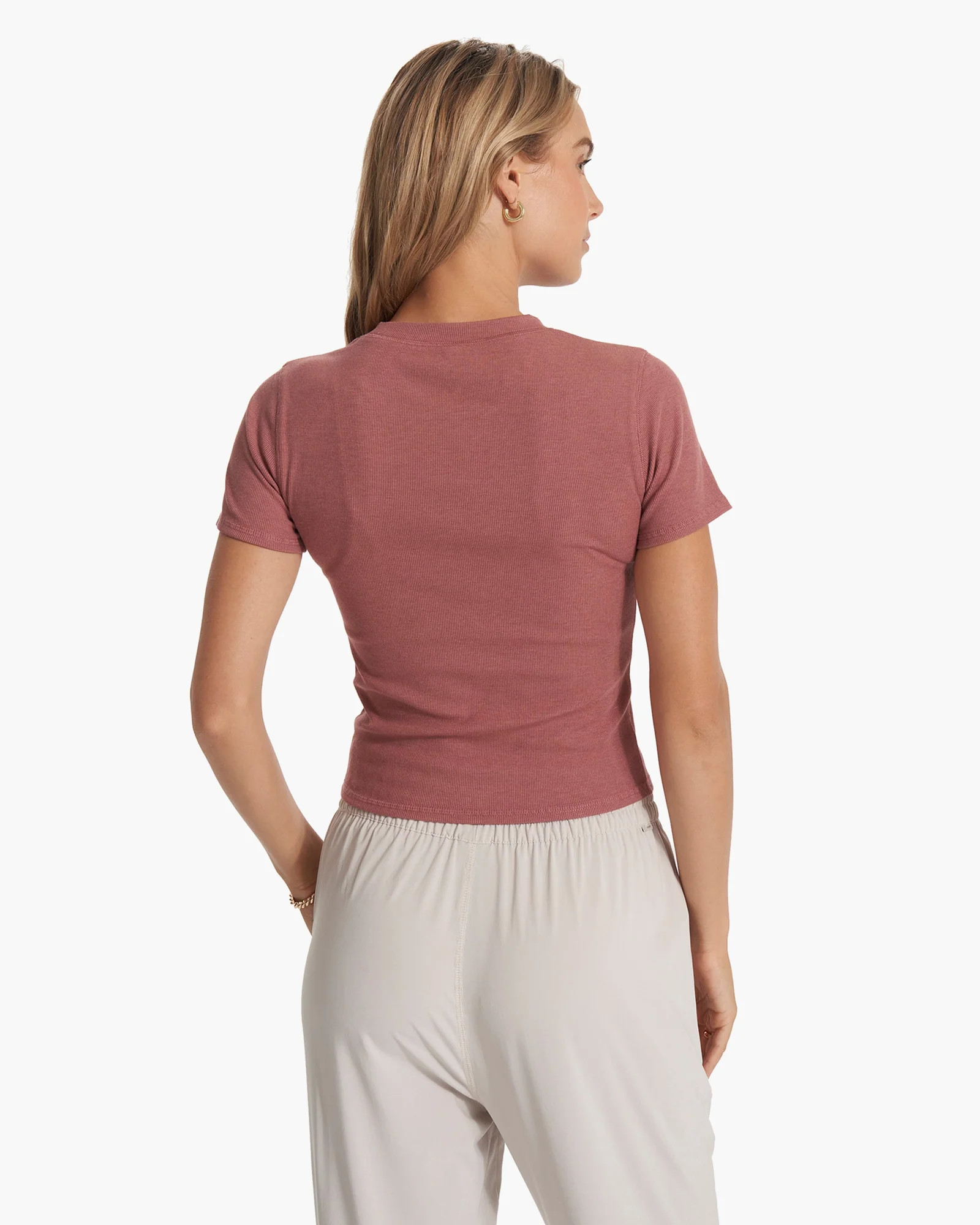 Pose Fitted Tee | Vuori Clothing (US & Canada)