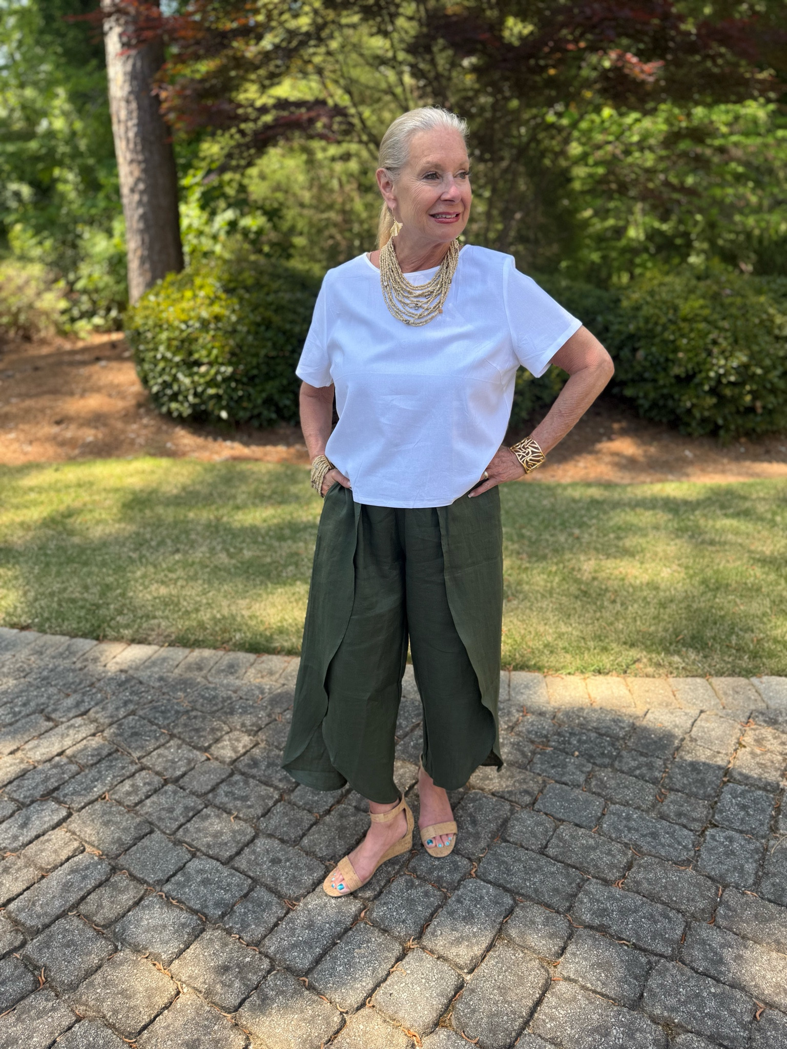 Light, airy, and made for summer days ☀️🤍
These linen layered slit pants from Lintico’s are the perfect blend of comfort and effortless style—easy to wear, but with just enough movement to make a statement.

They’re my go-to for staying cool while still looking polished… whether I’m out for the day or heading into a summer evening.

Because great style should always feel as good as it looks.

Use code LINTICORBL for 15% Off exclusive site-wide on Lintico 100% natural, sustainable wear.