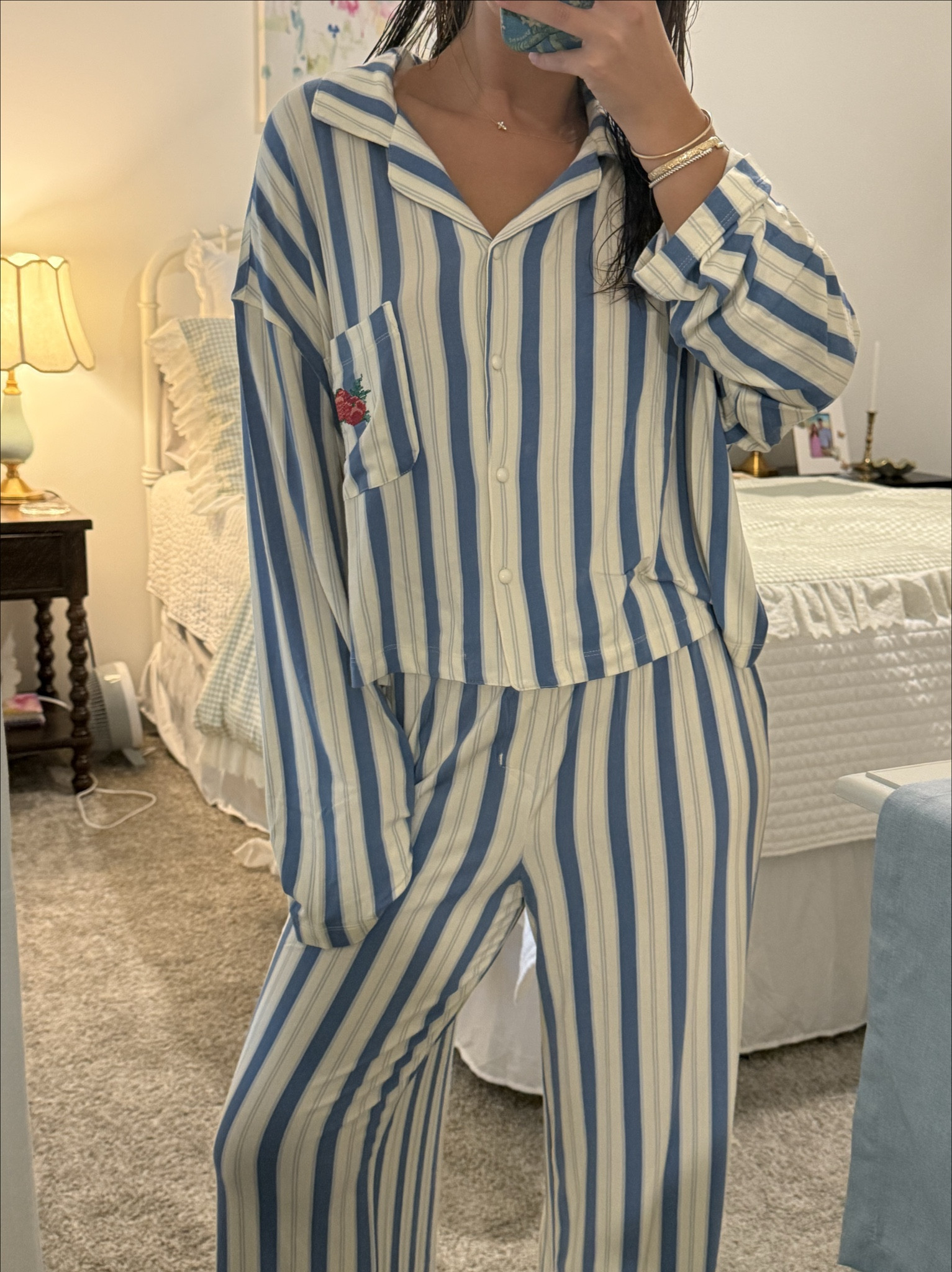 The cutest and softest pjs ever!!! I’m in love with these. I’m 5’4 and wearing a medium!🍅

#LTKFindsUnder100