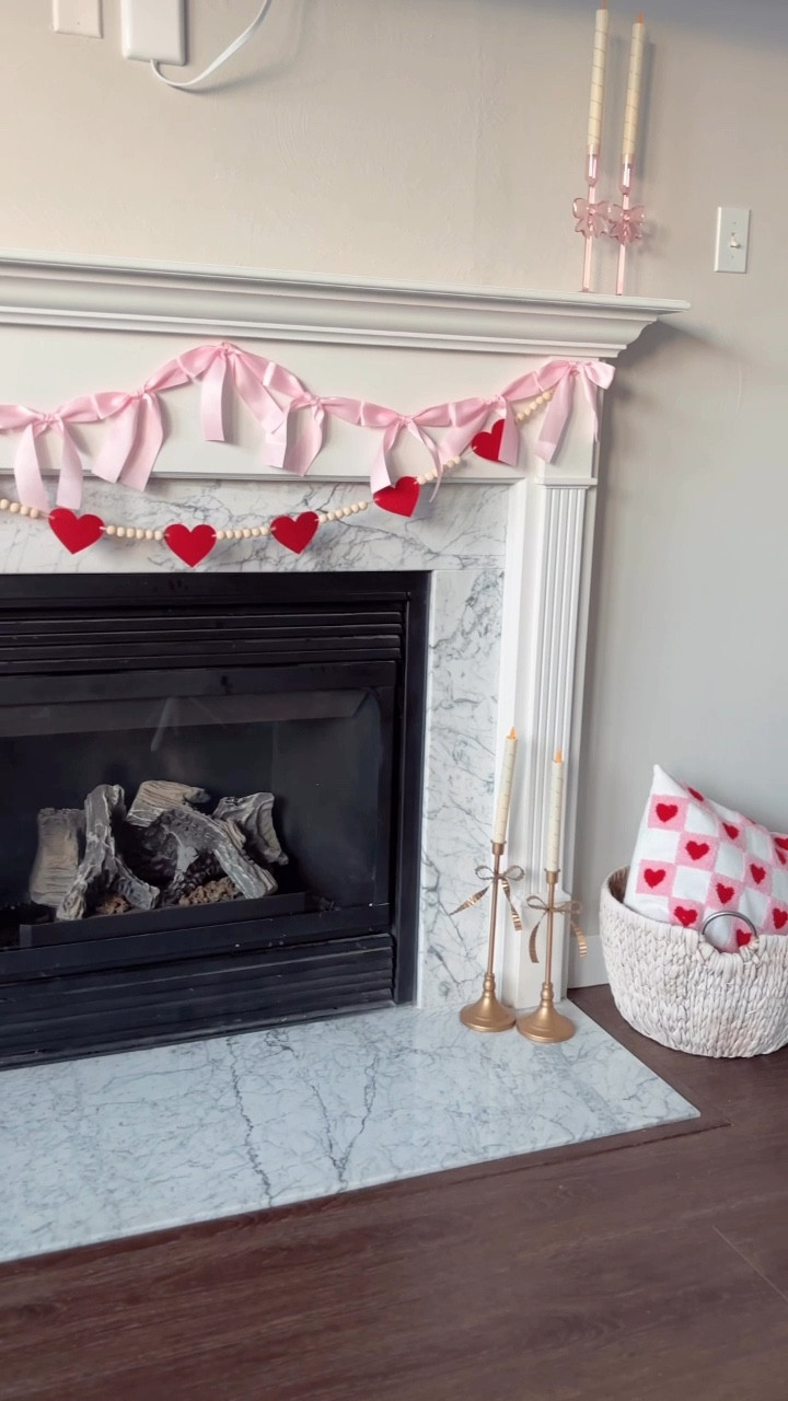 The viral bow garland is on sale on Amazon!!! Last chance to grab yours before they sell out again 🫶🏻

#LTKParties #LTKMostLoved #LTKWatchNow