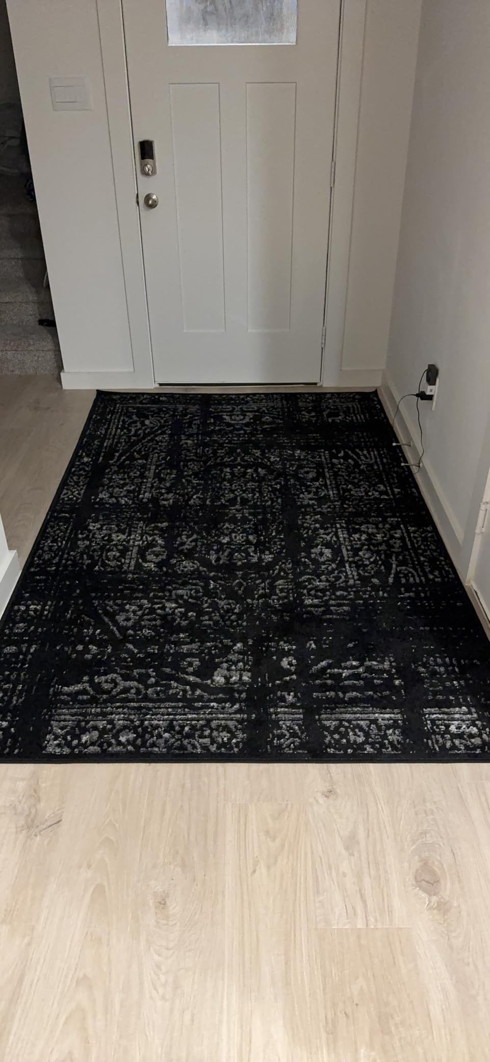 nuLOOM Arlena Vintage Traditional Area Rug - 10x14 Area Rug Modern/Contemporary Black/Grey Rugs for Living Room Bedroom Dining Room Kitchen | Amazon (US)