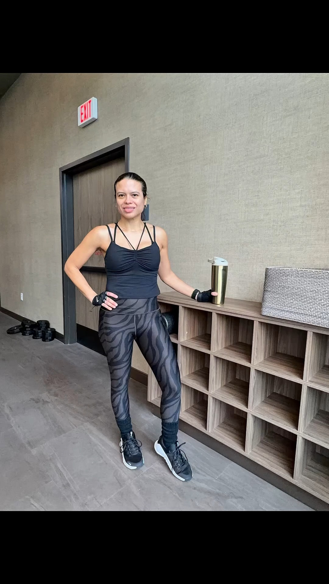 Lately I been trying to make gym clothes look cute. This set from Athleta was perfect!!! I

#LTKActive #LTKootd #LTKOver40