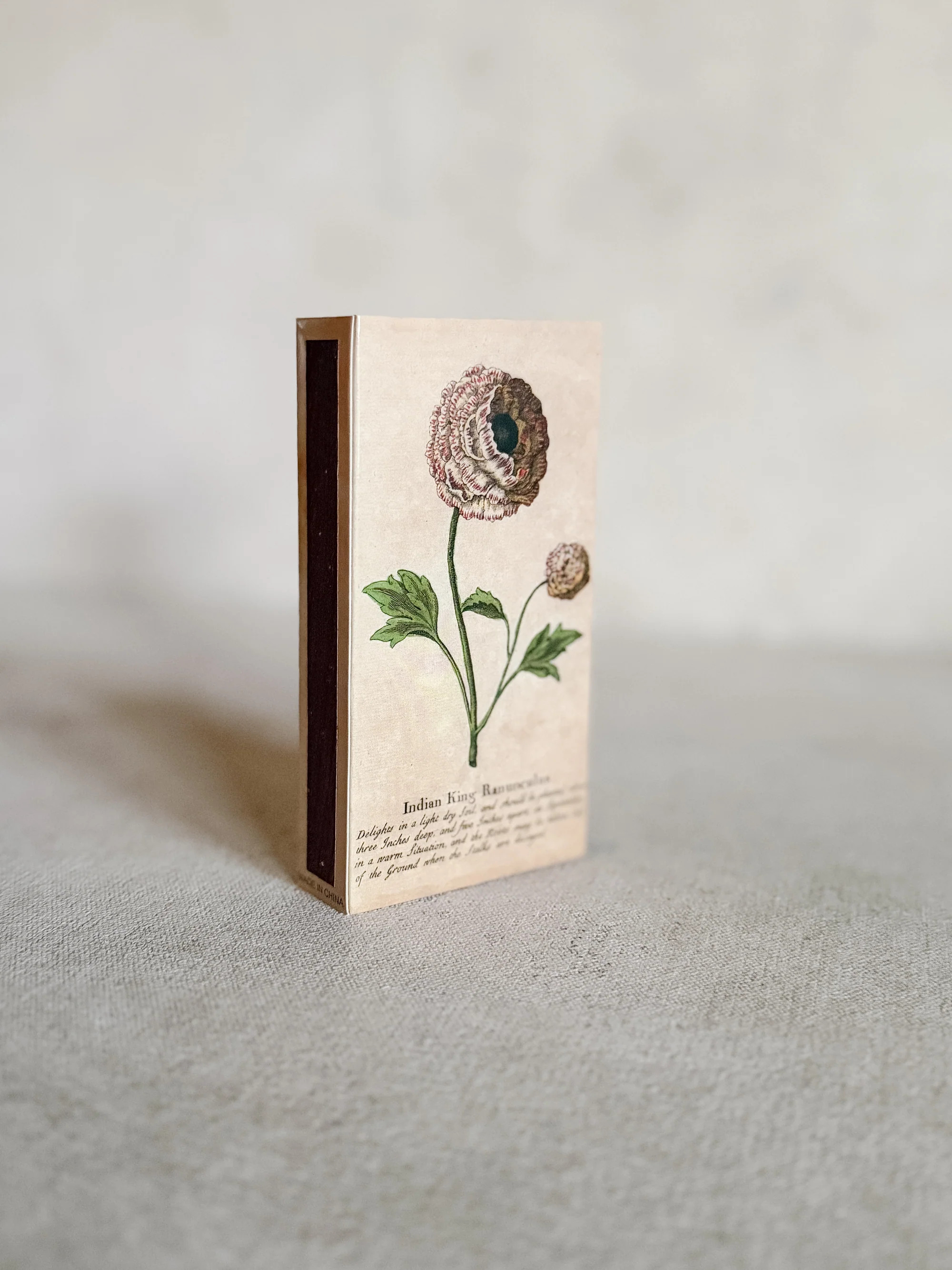 Ranunculus & Daffodill Matches | Cottage and Key