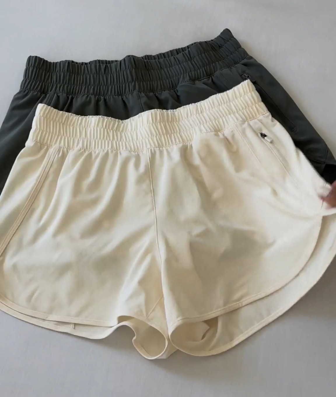 Scroll to shop!! Follow for more!!! Xo! ✨

#LTKmorningroutine #LTKmomlife #LTKfitnessgoals