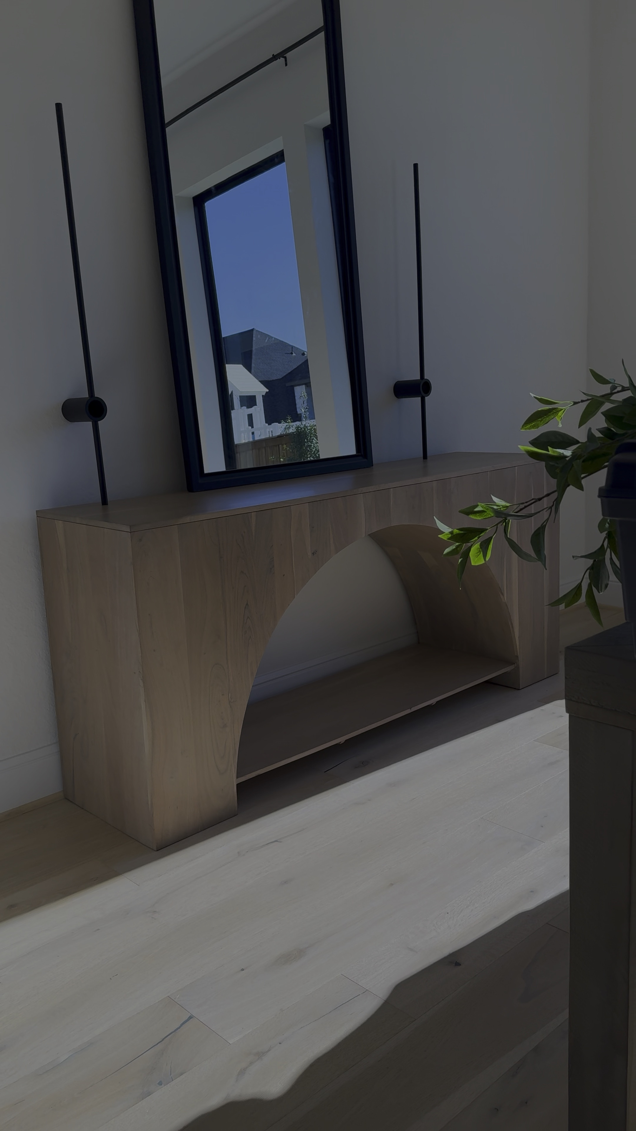 Wanted to share with you this STUNNING console I found! I mean take a look! Still trying to figure out exactly how to style it but it’s a KEEPER! ☺️

Shop below! 🫶🏽

#LTKsalealert #LTKhome #LTKVideo