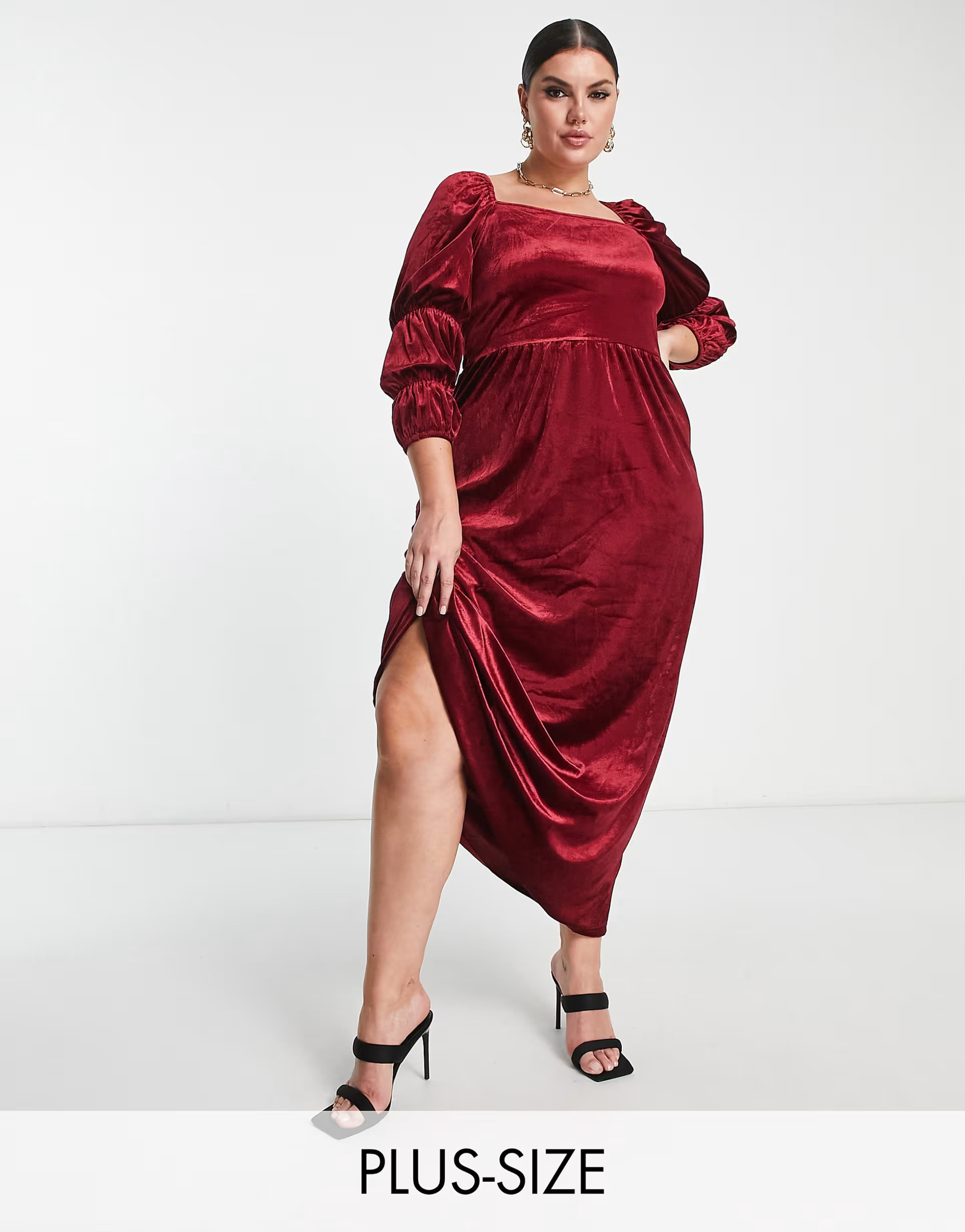 Urban Threads Plus – Midaxikleid aus Samt in Burgunderrot | ASOS (Global)