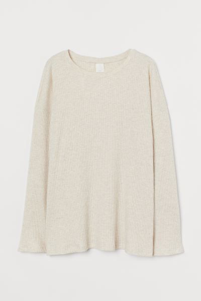 Top in soft, rib-knit fabric. Round neckline, dropped shoulders, and long sleeves. | H&M (US + CA)