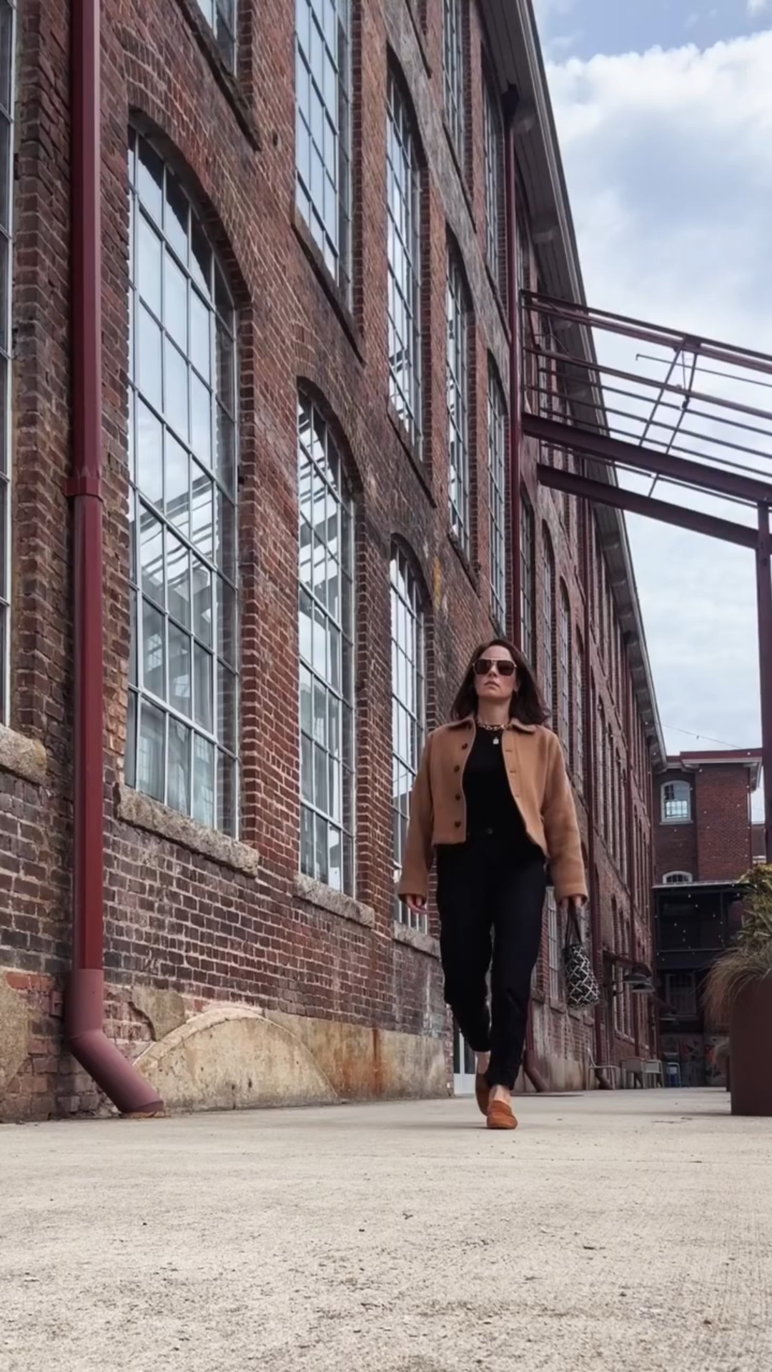 The outfit is only as strong as the confidence behind it. 🎬

#LTKootd #LTKSeasonal #LTKWorkwear