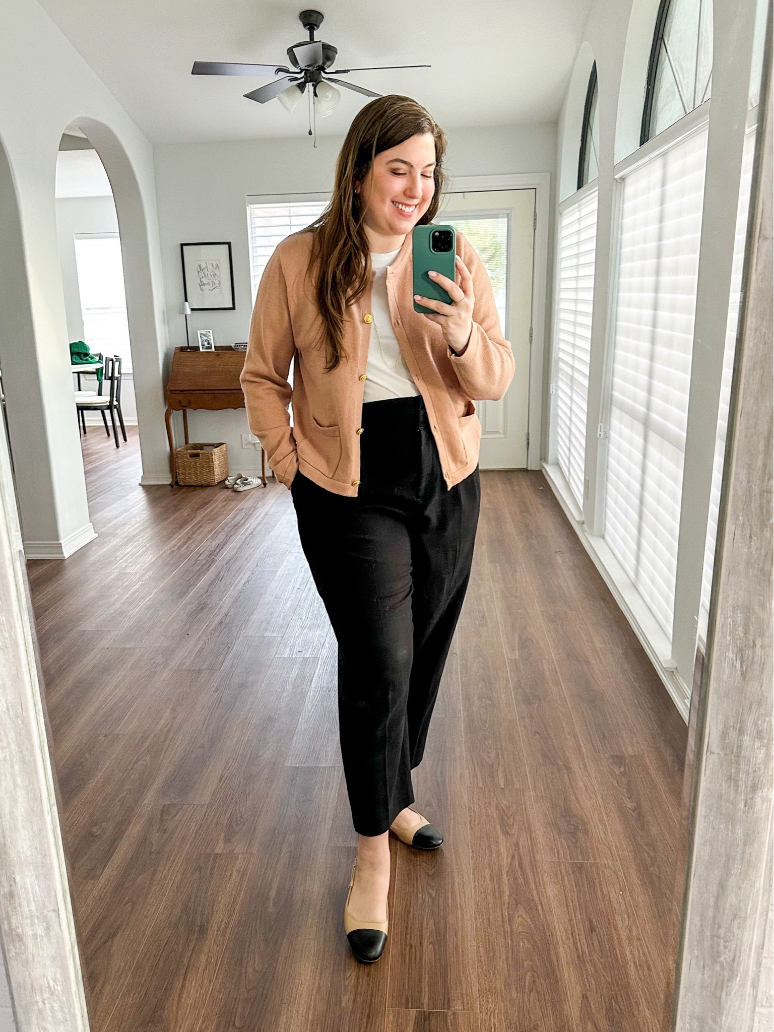 Workwear #ootd 2/7/24 

Today my entire outfit (sweater, tank, pants, and shoes) is $125 

Whaaaaaaaat 

Womens business professional workwear and business casual workwear and office outfits midsize outfit midsize style 


#LTKfindsunder50 #LTKmidsize #LTKworkwear