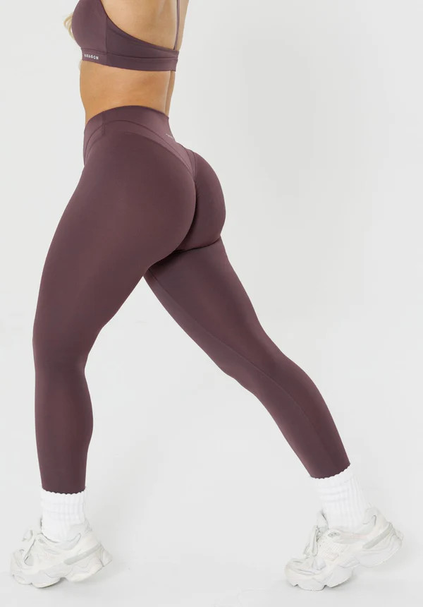 RecStretch™ Icon High-Rise Sculptseam® Plus Legging Cherry Coke | Paragon Fitwear