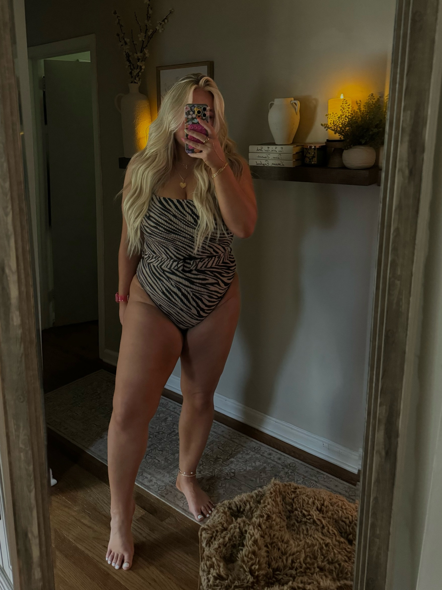 Wearing an XL - Use code GIANNASAVE25

VICI swim, VICI dolls, swimsuits

#LTKMidsize #LTKSaleAlert #LTKSwim