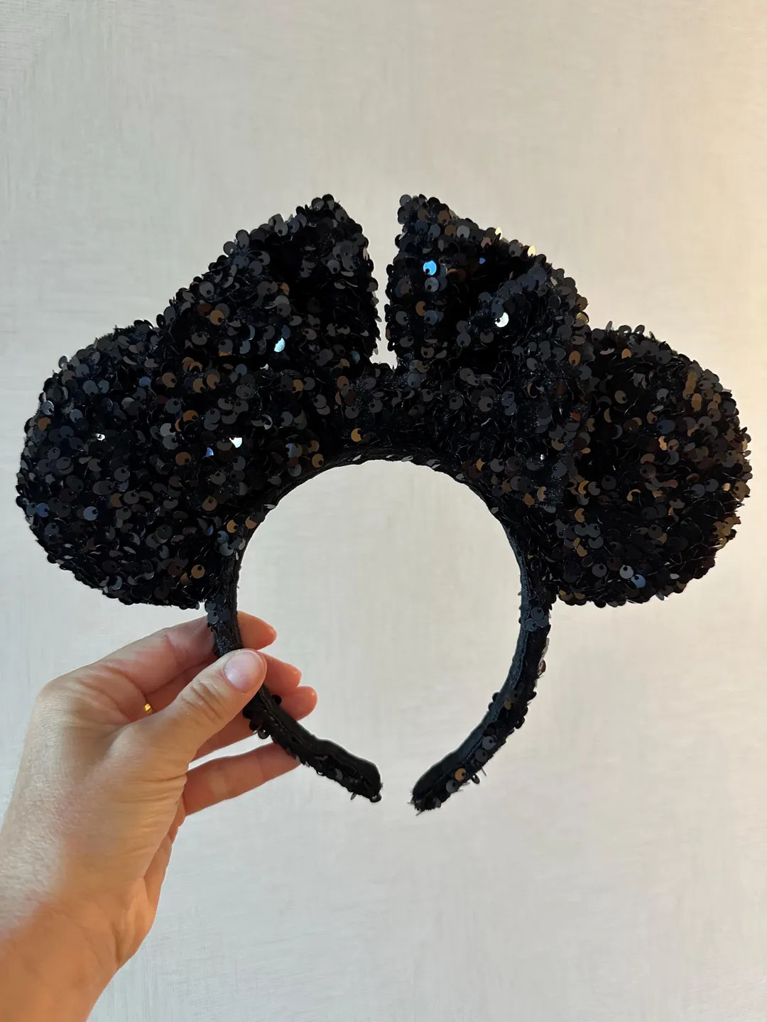 Black Sequin Minnie Mouse Ears | Solid Black  Sparkling Mouse Ears | Black Sparkly Sequin Disney ... | Etsy (US)