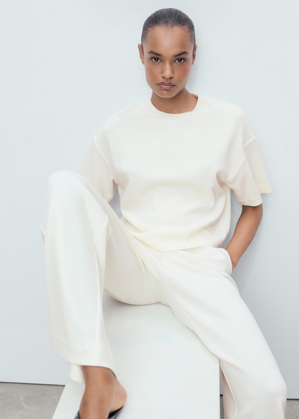 Cotton short-sleeved t-shirt | Mango (US/MX/AU)