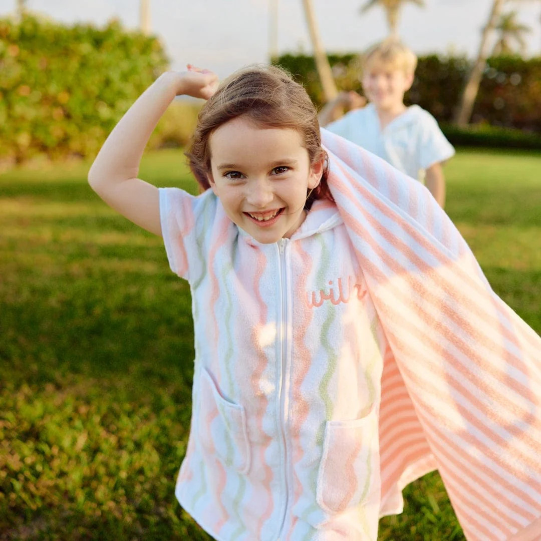 .cls-camel{fill:#0e334b;} | Weezie Towels