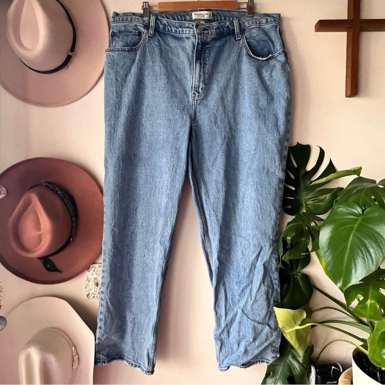 Abercrombie & Fitch Women's Jeans - Blue - 20 | Depop US