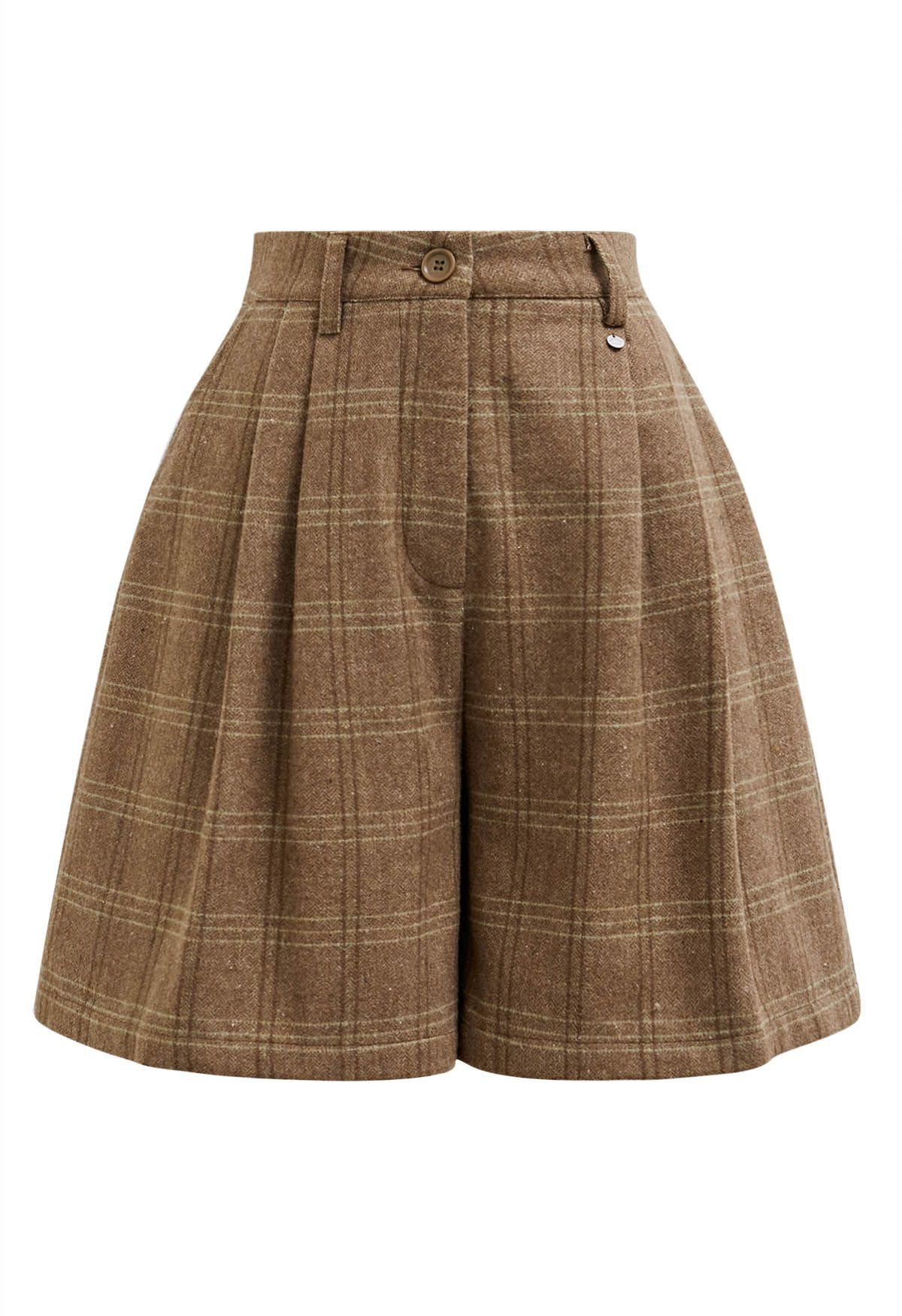 Throwback Plaid Wool-Blend Shorts in Camel | Chicwish