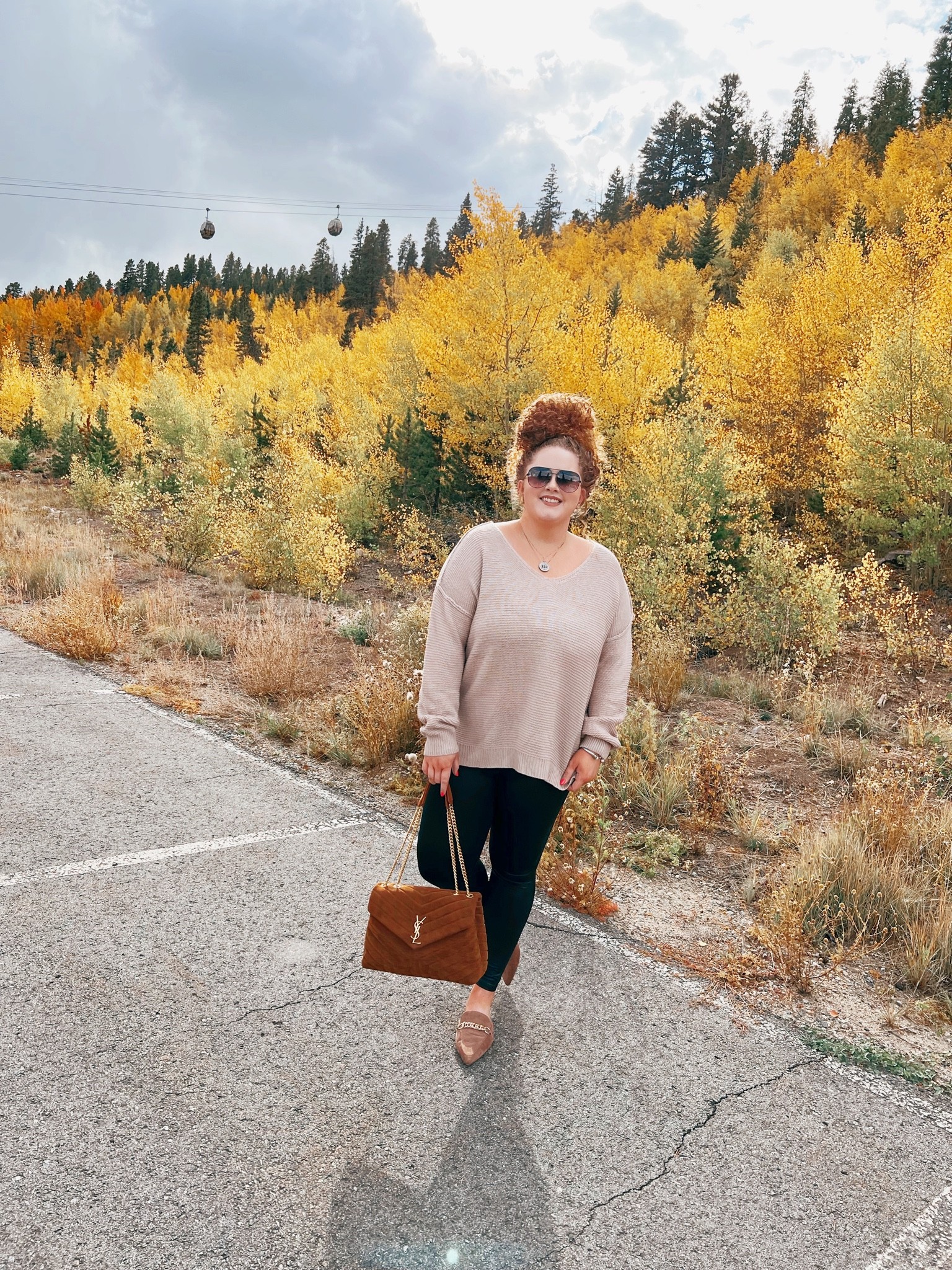 This sweater is perfect for fall 🍂

#LTKSeasonal #LTKcurves #LTKstyletip