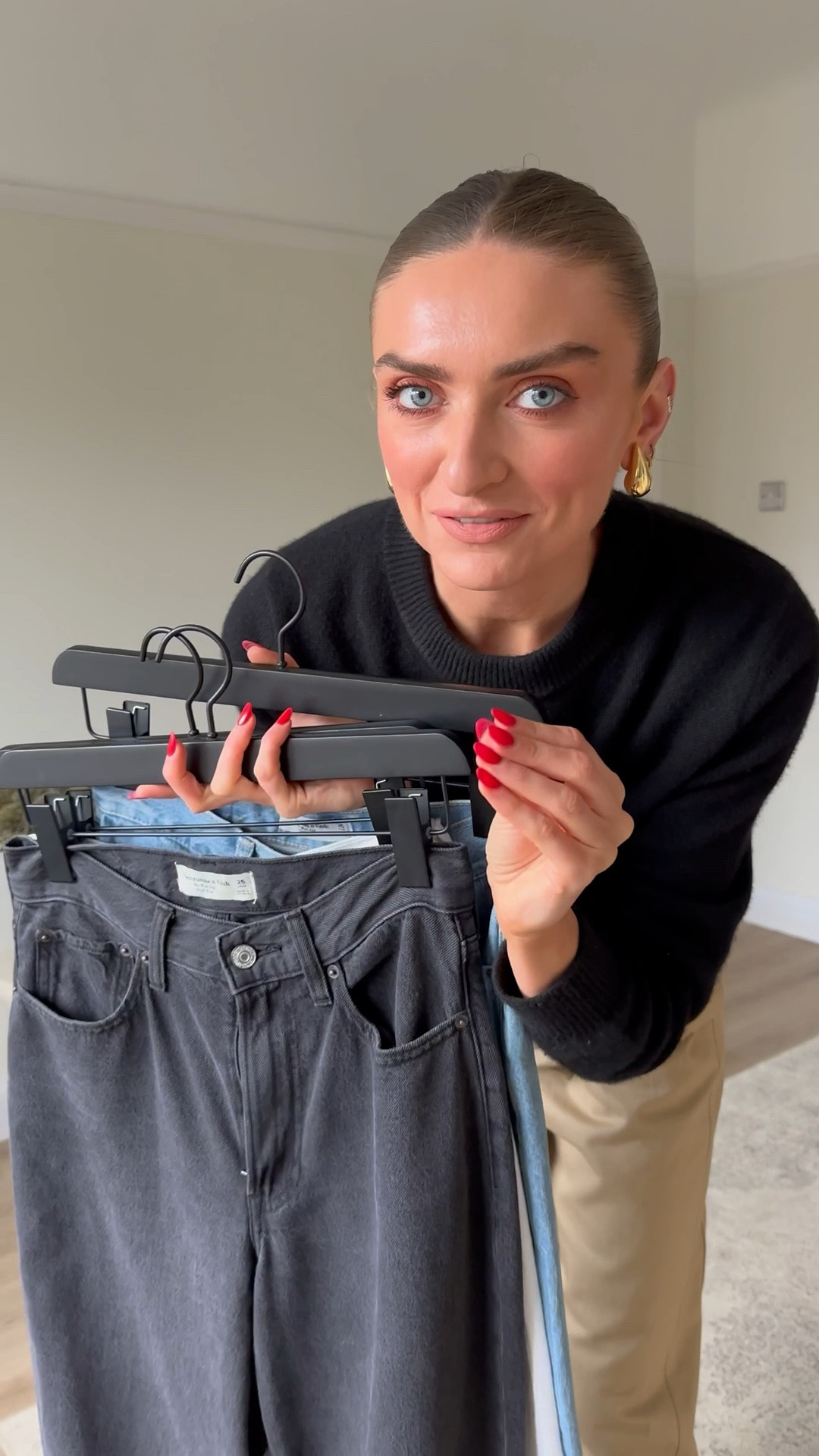 25% off all denim 🙌🏻 Abercrombie August offer 
Shades: medium, black and white
Jeans so good, you’ve got them in three colours! 
It’s the last day to get up to 25% off at Abercrombie and my code: AFEMILY for an extra 15% off on top! 

I wear these in the 25 Long for more of an evening/dressy jean. I’m 5ft 6 for an idea of the length, I wear these with heels 


#LTKspring 

#LTKuk #LTKsummer #LTKautumn