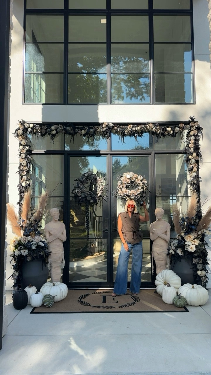 Fall front porch reveal 💀🖤 both outfits linked here 