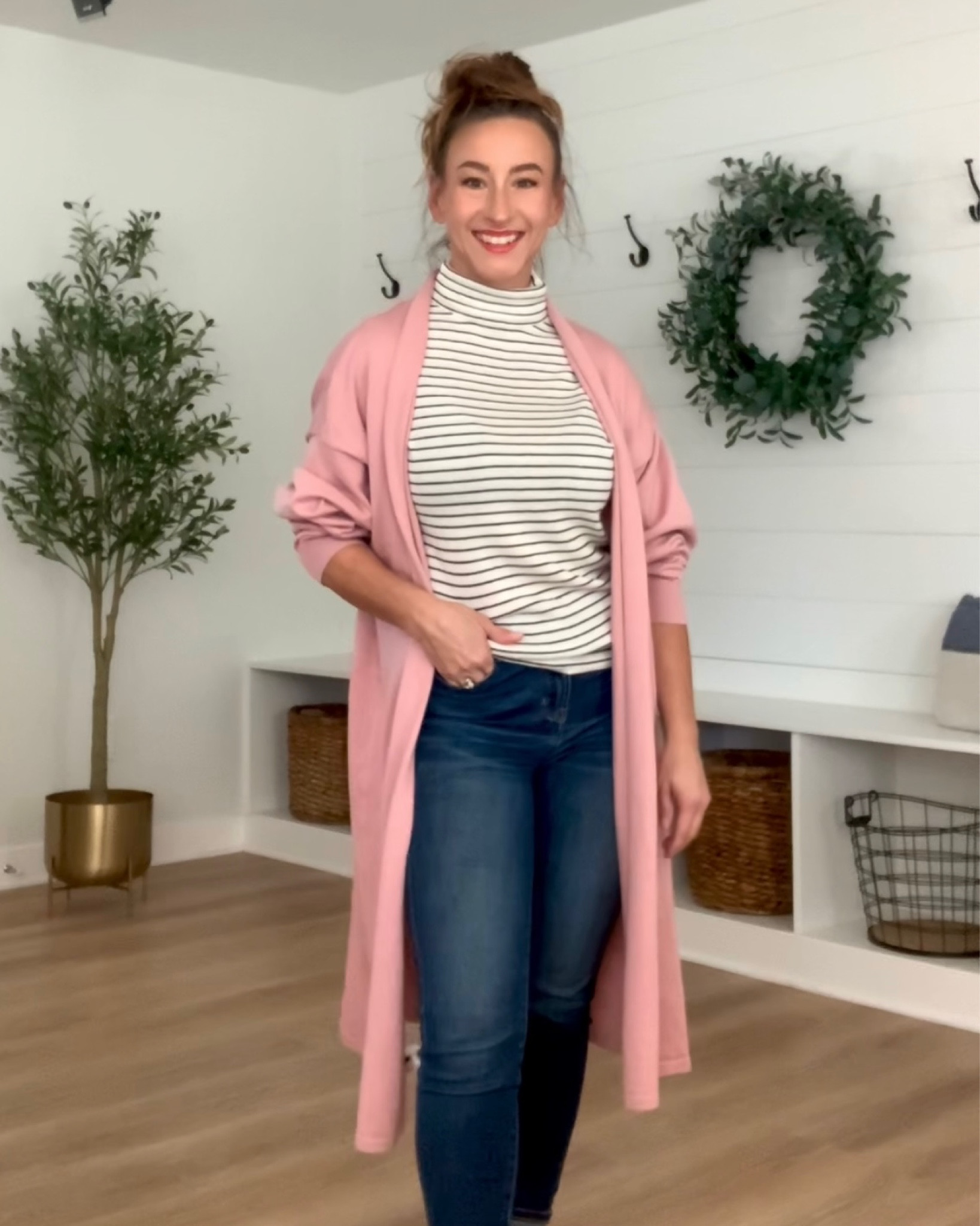 Weekend to Office Style
Cozy Cardigan & Striped top
American Eagle Jeans



#LTKworkwear #LTKsalealert #LTKSeasonal