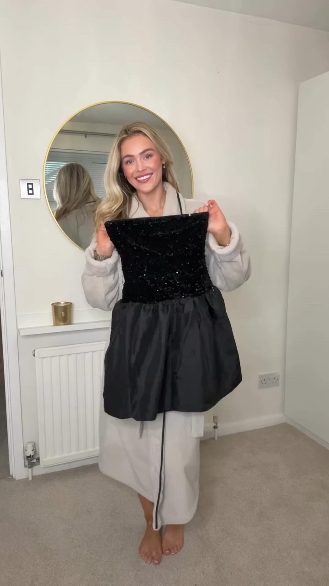 Christmas Party Outfit with @newlook 🎄

Comment SHOP for the link 🖤

{gifted} @lavishinfluencers 
#fyp #foryoupage #trending #ootd #explorepage #fashion #outfitideas #outfitstyling #ootn #newlook #newlookfashion #christmaspartyoutfit #grwm