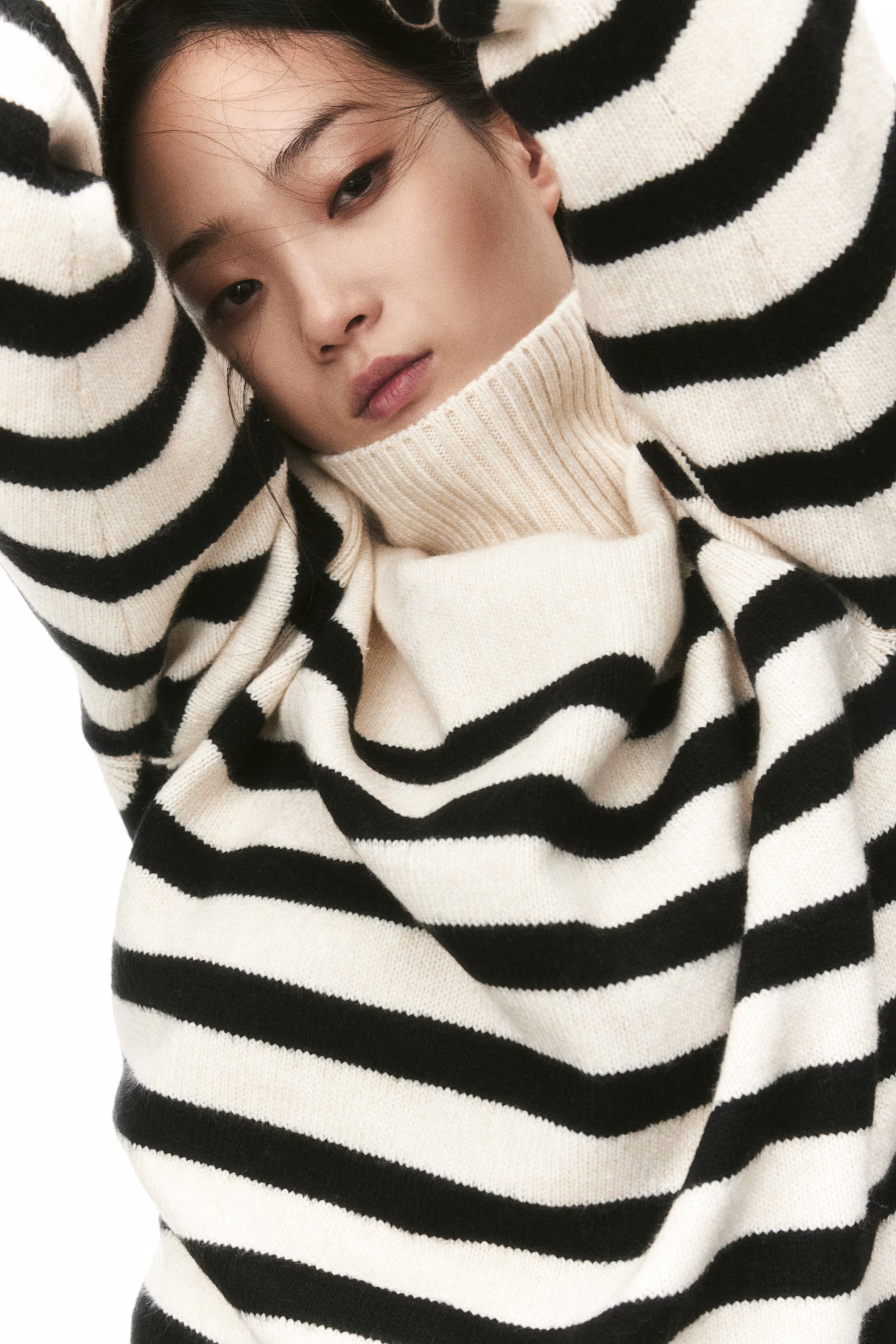 Oversized Turtleneck Sweater | H&M (US + CA)