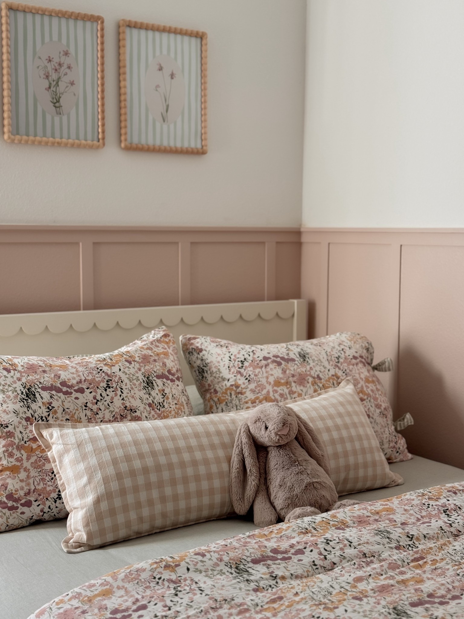 Recently added this gingham lumbar pillow to my daughter’s bedroom and it was just what it needed for a little refresh 🤍 I linked her  bed and rest of her bedding below 🫶🏽

#LTKHome #LTKSeasonal