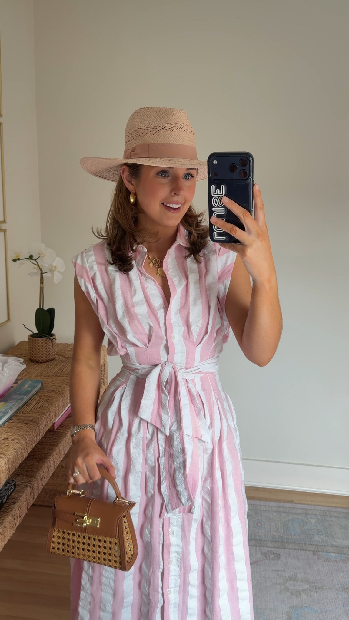 Spring outfit idea! Wearing a S in dress.

Golf tournament outfit // masters outfits 