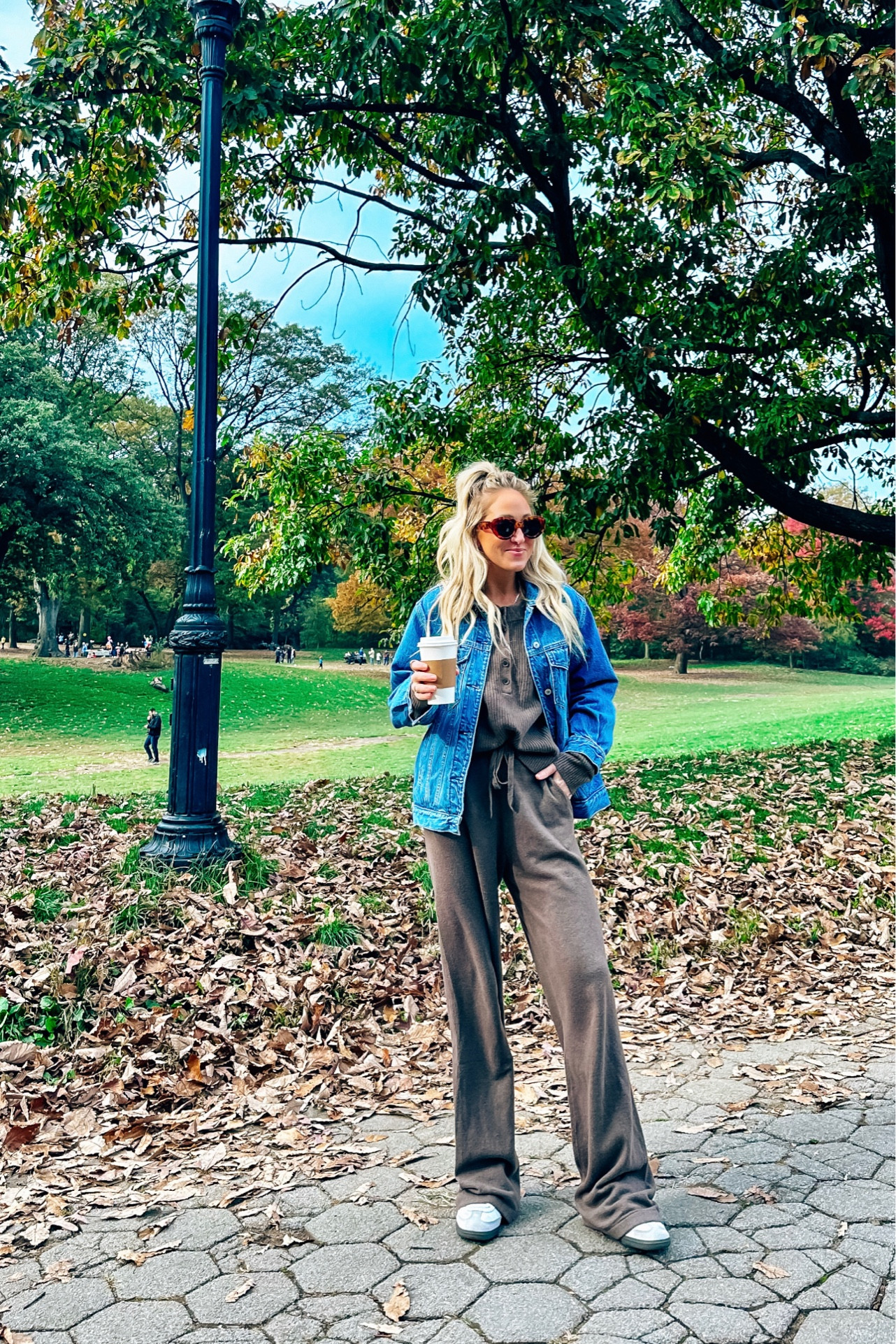 Gap is 40% off and this super soft set is amazing!!!

#LTKFindsUnder100 #LTKSaleAlert #LTKFindsUnder50