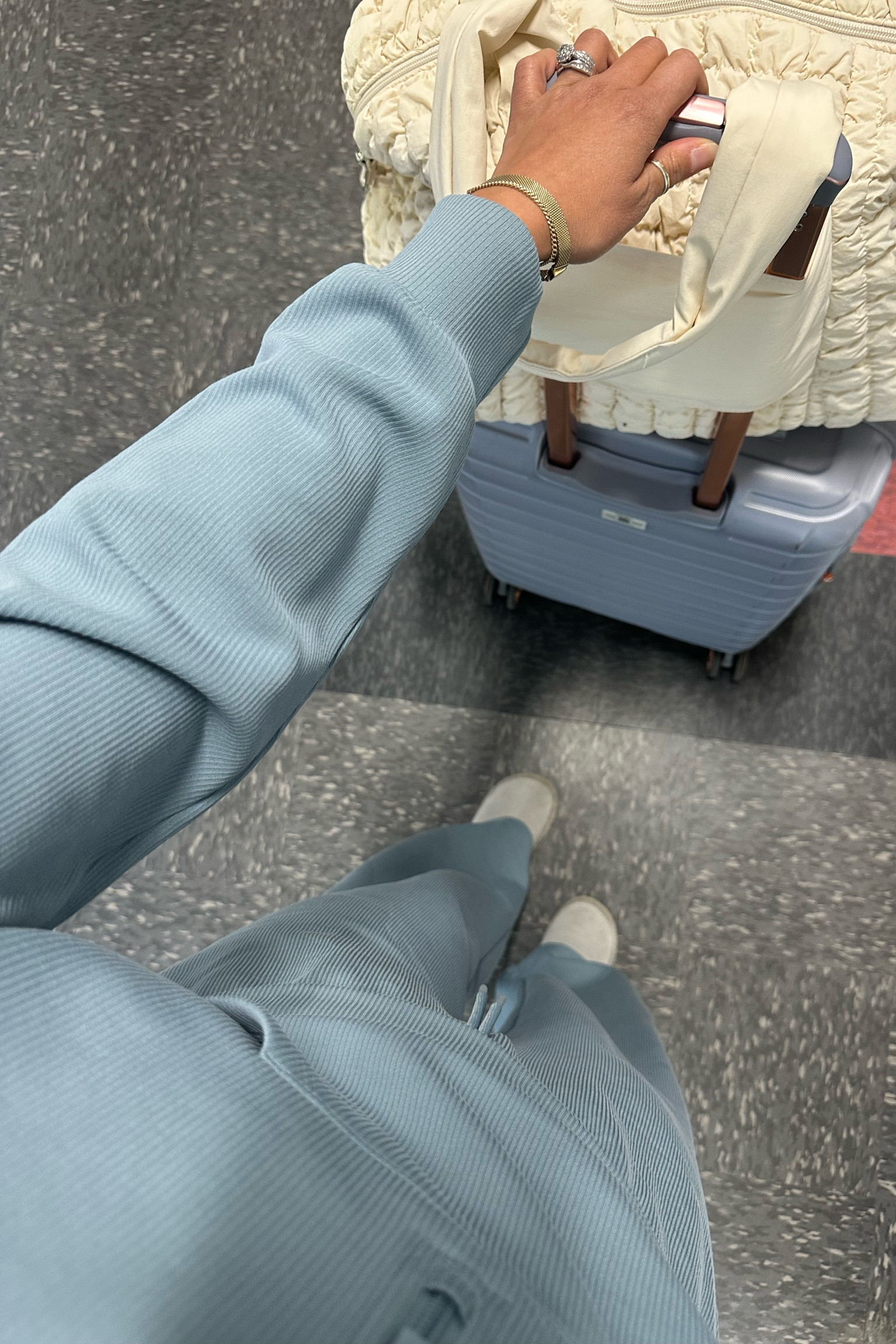 TRAVEL OUTFIT | TARGET | SWEAT SET

#LTKSaleAlert #LTKStyleTip #LTKTravel