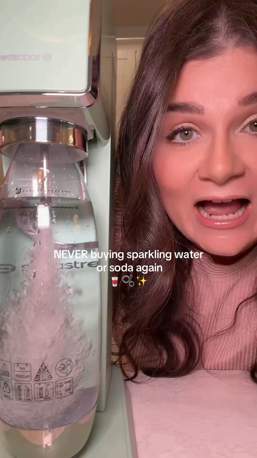 Sparkling water and soda at home whenever you want 😍🥤🤍🫧✨ #kitchen #soda #ldc #crispycoke

#LTKfoodie #LTKHome