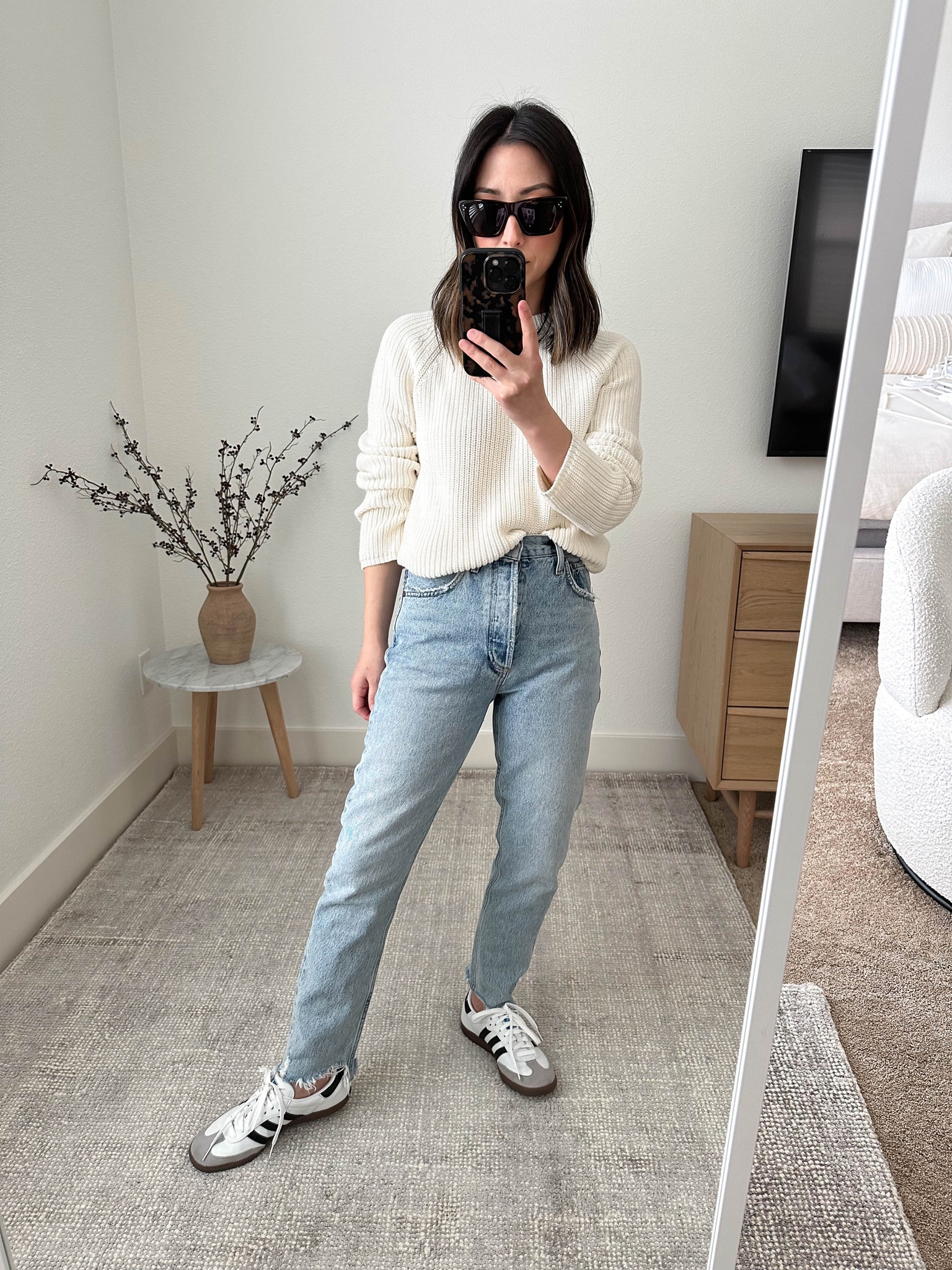Jenni Kayne fisherman cotton sweater. More of a classic fit, not oversized. Wearing size xs and fits well. Sleeves run long. 

Sweater - Jenni Kayne xs
Jeans - AGOLDE 24
Sneakers - Adidas Samba 4.5 men’s. 

Use code RESET20 for 20% off  

Petite Style, Neutral outfit, capsule wardrobe, minimal style, street style outfits, Affordable fashion, Spring fashion, Spring outfit,



#LTKsalealert #LTKSeasonal #LTKshoecrush