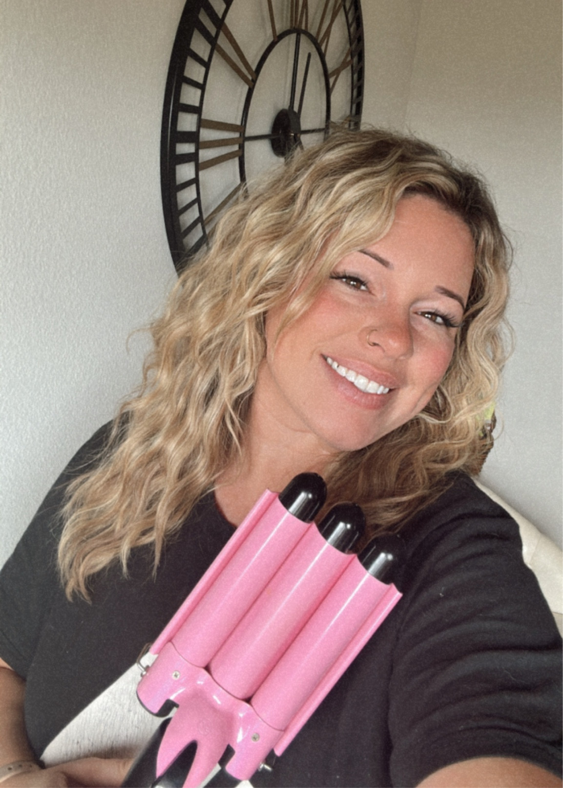 I love these east waves, it’s the quickest way to get fun wavy hair with this affordable styling tool.

Hairstyles
Hair tools 
Wave iron
Crimping wave wand 
Triple barrel waver 
Crimping Iron
Beach waves
Wavy hair
Hair styling


#LTKbeauty #LTKstyletip