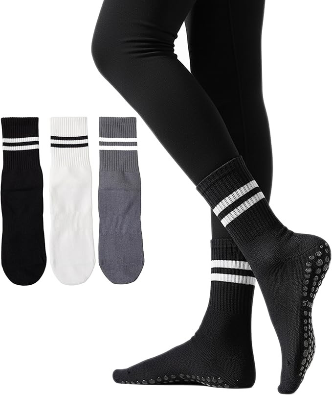 Irisbear Womens Pilates Socks with Grips Non Slip Yoga Socks Barre Gym Athletic Grippy Socks for ... | Amazon (US)