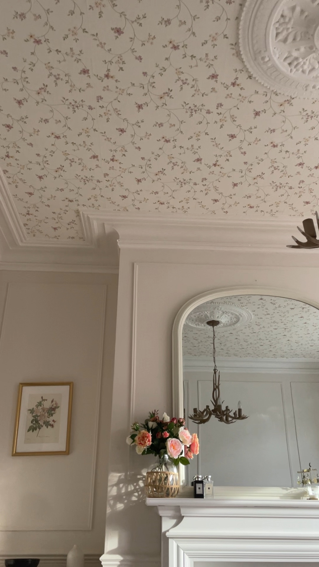 Floral ceilings are in 

#LTKVideo #LTKhome